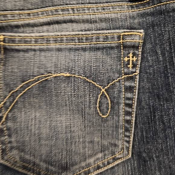 GYPSY SOULE  Raw Hem Denim Blue Jean Shorts Sz 2/26 Mesium Wash - Picture 2 of 11